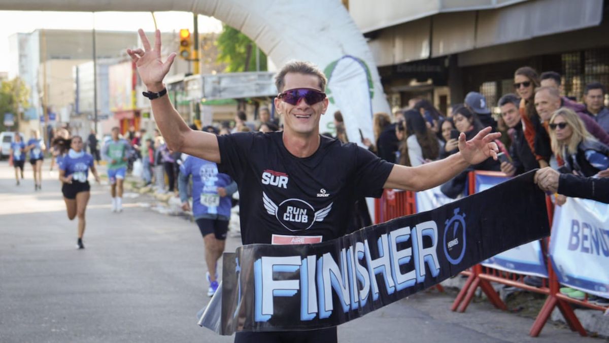 Éxito total en la tercera edición de Aristóbulo Corre: deporte, inclusión y una multitud en las calles de Santa Fe