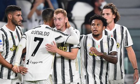 Con un triunfo por 3-0 ante Sampdoria, la Juventus comenzó la búsqueda de su décima liga doméstica consecutiva. Con un triunfo por 3-0 ante Sampdoria, la Juventus comenzó la búsqueda de su décima liga doméstica consecutiva.