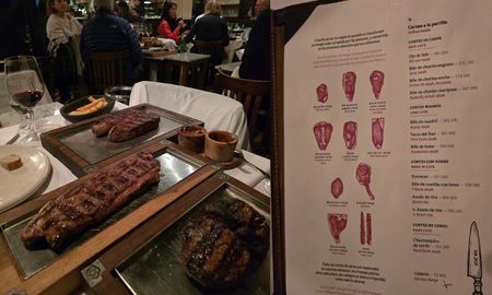 cuanto sale una porcion de bife de lomo en la parrilla don julio cuanto sale una porcion de bife de lomo en la parrilla don julio