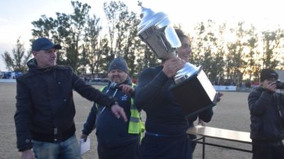Se fue de Colón tras no ser tenido en cuenta y ahora fue campeón con su nuevo equipo: el logro de Seba Prediger