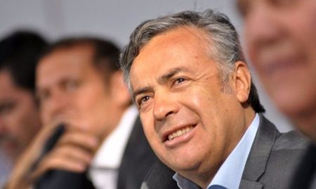 cornejo cruzo a duran barba y lo tildo de inutil y provocador cornejo cruzo a duran barba y lo tildo de inutil y provocador