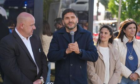 El gobernador de Santa Fe, Maximiliano Pullaro, marcó posición en el tablero político nacional este lunes en Rosario. El gobernador de Santa Fe, Maximiliano Pullaro, marcó posición en el tablero político nacional este lunes en Rosario.