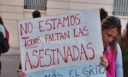 la violencia contra las mujeres sigue en el pais: hubo tres femicidios en menos de 48 horas la violencia contra las mujeres sigue en el pais: hubo tres femicidios en menos de 48 horas