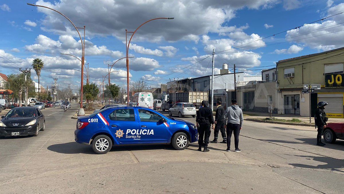 A raíz de ambos siniestros viales, se tuvo que cortar el tránsito.