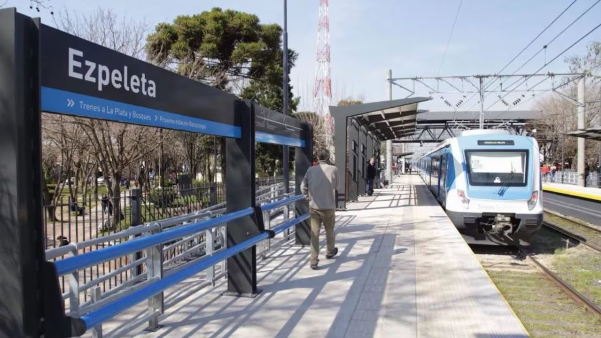 Conmoción por una beba abandonada en la estación de trenes de Ezpeleta.&nbsp;