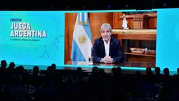 Luis Caputo envió un mensaje grabado a los participantes de IDEA.  