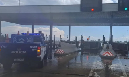 El incidente se produjo en la Ruta 9, a la altura de Juárez Celman. El incidente se produjo en la Ruta 9, a la altura de Juárez Celman.