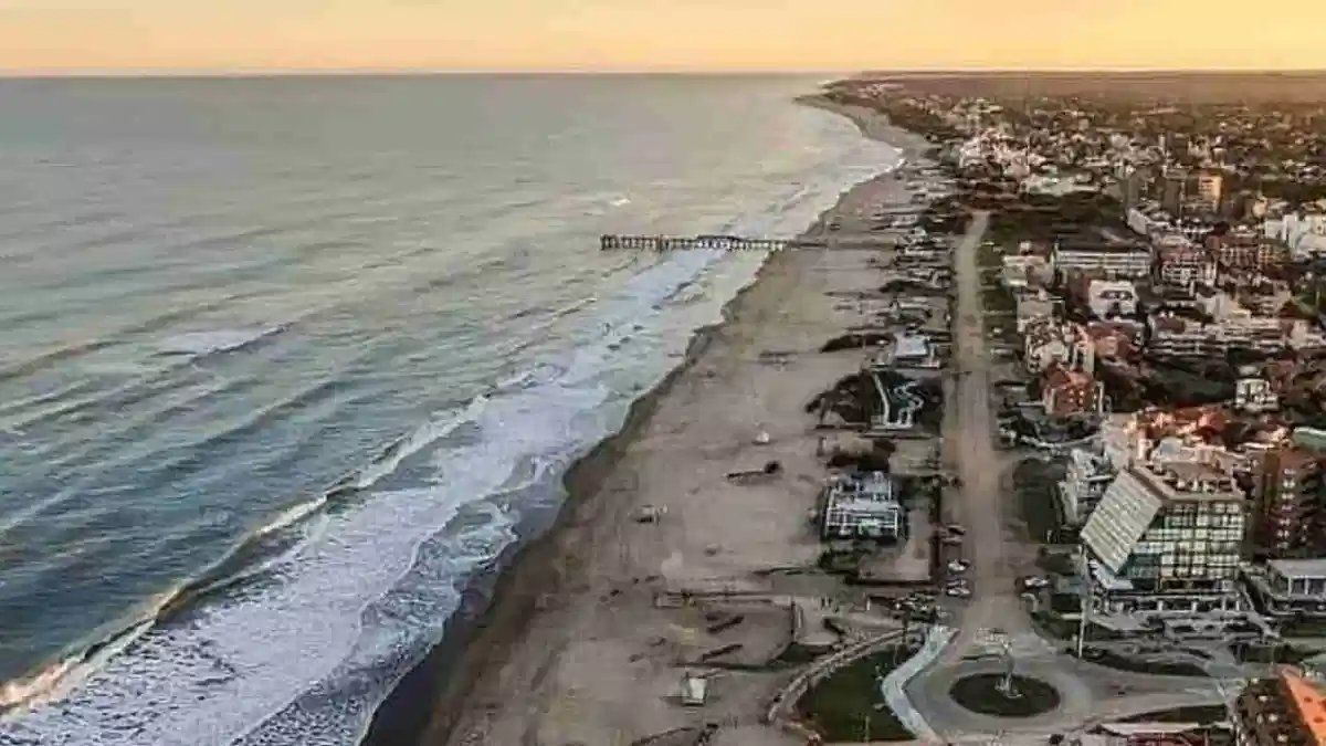 Cuánto cuesta comer en la playa de Pinamar