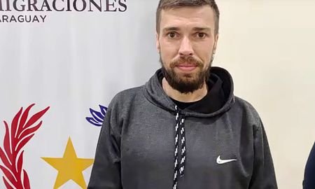 Luka Starcevic fue detenido cuando pretendía entrar a Bolivia, donde se libra una “guerra” con la mafia de los Balcanes por el control del narcotráfico. Luka Starcevic fue detenido cuando pretendía entrar a Bolivia, donde se libra una “guerra” con la mafia de los Balcanes por el control del narcotráfico.