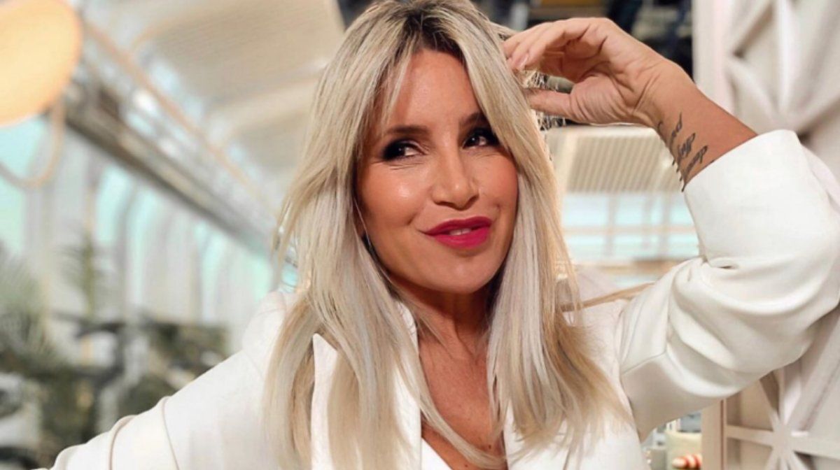 La conductora siguió el minuto a minuto del partido Argentina-Brasil. En Twitter hizo divertidos comentarios y además compartió memes de Moni Argento.