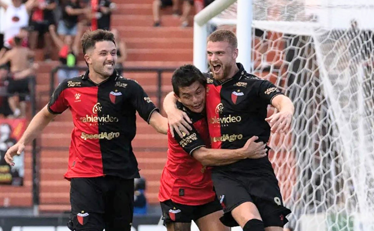 Lucas Beltrán junto a Facundo Garcés y Luis Rodríguez en Colón. Lucas Beltrán junto a Facundo Garcés y Luis Rodríguez en Colón.