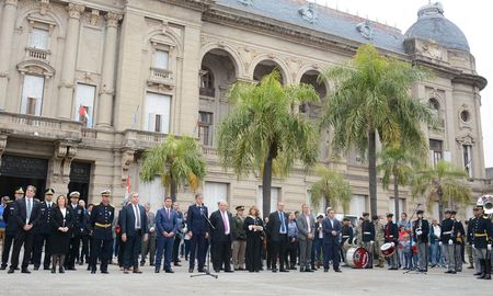 Santa Fe conmemoró la Revolución de Mayo este miércoles. Santa Fe conmemoró la Revolución de Mayo este miércoles.