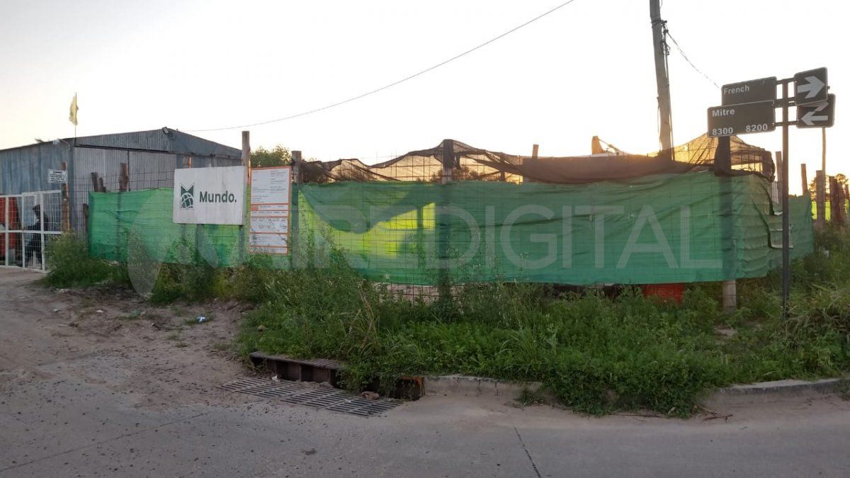 Delincuentes armados acechan a los trabajadores del obrador en French y Mitre.