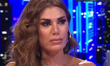 Flor de la V se sumará a un nuevo canal tras su salida de Intrusos en América TV. Flor de la V se sumará a un nuevo canal tras su salida de Intrusos en América TV.
