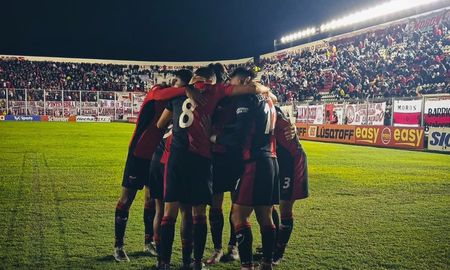 Colón se hizo fuerte en su visita a Morón y ganó por 2 a 0. Colón se hizo fuerte en su visita a Morón y ganó por 2 a 0.