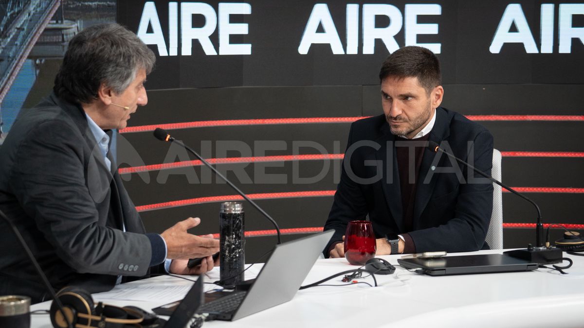 Pullaro insistió que el debate tiene que ser más amplio, por fuera de la interna, entre los que tienen más chances de llegar a la Casa Gris.