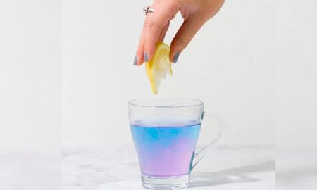 Té de sirena: la bebida que cambia de color al agregarle limón