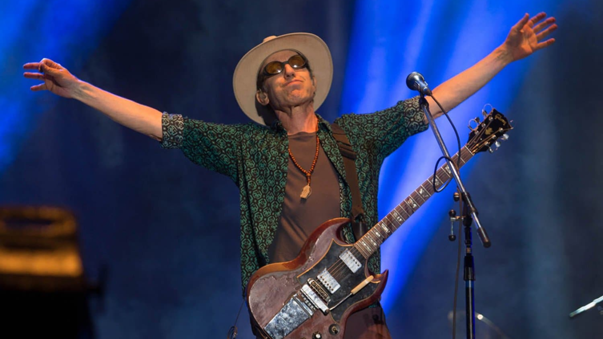 Skay Beilinson abandonó Cosquín Rock por fallas técnicas: No puedo tocar