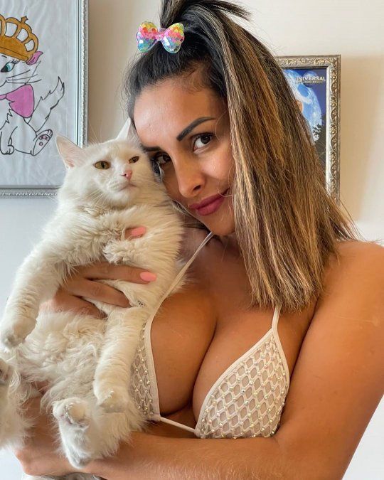 Dorina Guillén asegura que tuvo un romance con la Bruja Verón.