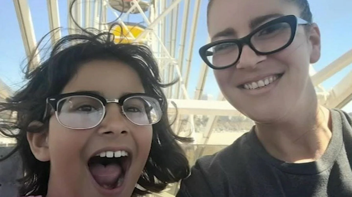 La niña de 7 años cayó del vehículo en donde se encontraba y falleció.