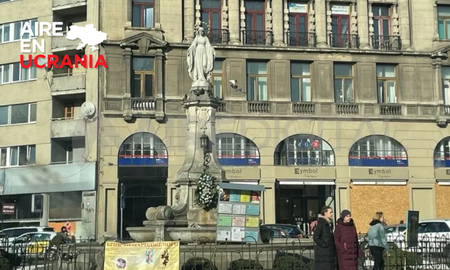 Esta es la plaza central de Lviv, que podría convertirse en la capital de Ucrania si los rusos toman Kiev. Esta es la plaza central de Lviv, que podría convertirse en la capital de Ucrania si los rusos toman Kiev.
