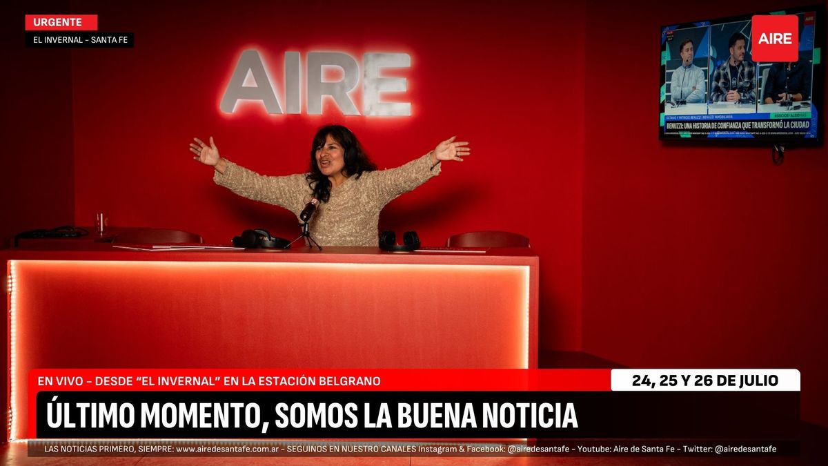 La gran comunidad de AIRE se sentó a la mesa de conductores y posó frente a las cámaras para vivir la experiencia del multimedios.