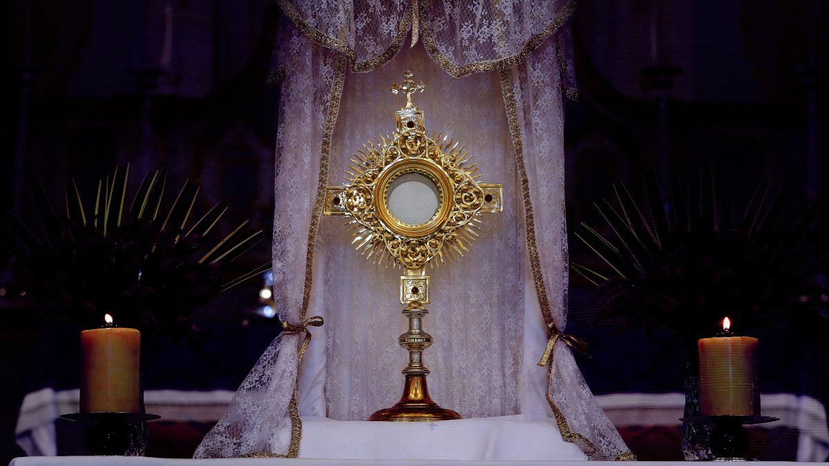 La devoción con que la mayoría de la población conmemora la Semana Santa sigue siendo importante en todo el mundo.