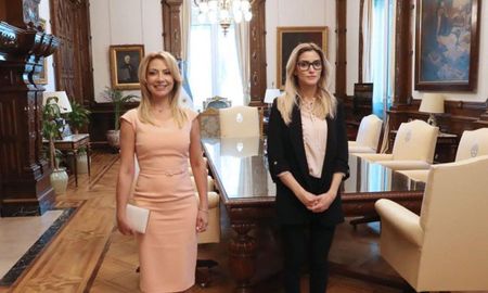 Pacchi visitó 60 veces la quinta de Olivos durante el 2020 y justamente el día del cumpleaños de la primera dama en Olivos, fue una de las presentes. Pacchi visitó 60 veces la quinta de Olivos durante el 2020 y justamente el día del cumpleaños de la primera dama en Olivos, fue una de las presentes.