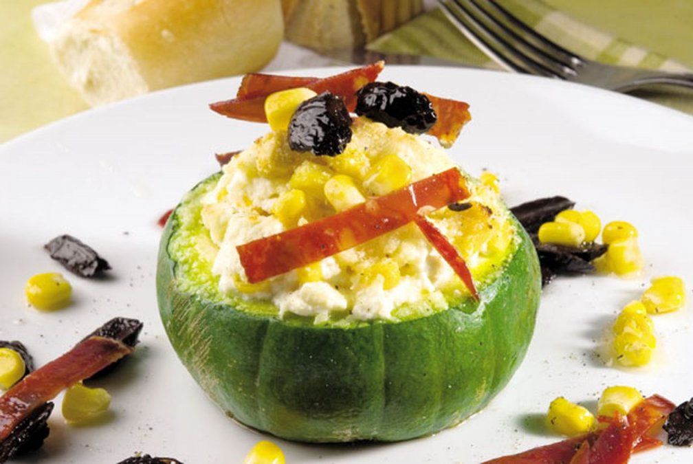 Zapallitos rellenos para el almuerzo de hoy