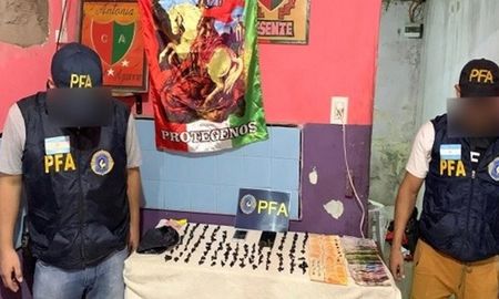 PFA con las dosis de estupefacientes. PFA con las dosis de estupefacientes.