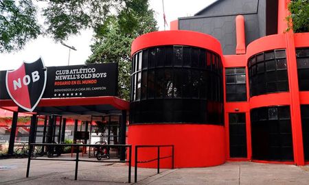 La noticia recorrió el país y la comisión directiva de Newell’s salió a aclarar el tema. La noticia recorrió el país y la comisión directiva de Newell’s salió a aclarar el tema.