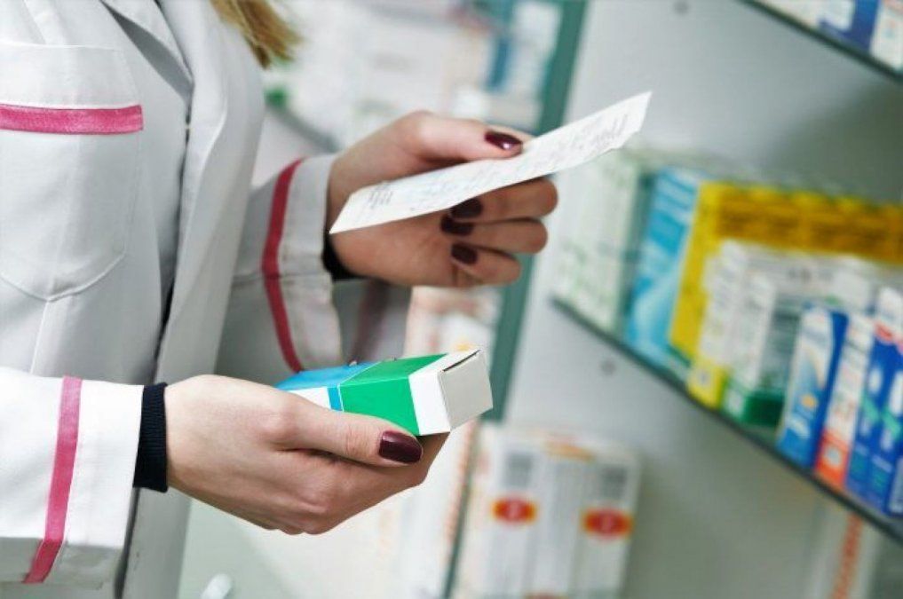 El Iapos terceriza la comercialización de medicamentos a través de un privado