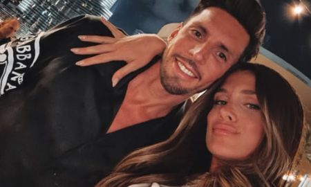 La pareja celebró un anuncio muy esperado. La pareja celebró un anuncio muy esperado.