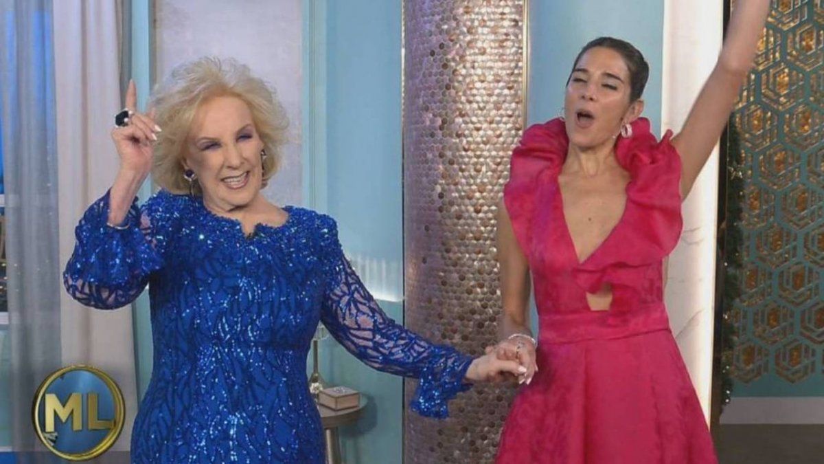 Mirtha Legrand despide el 2021 rodeada del cariño de su público.