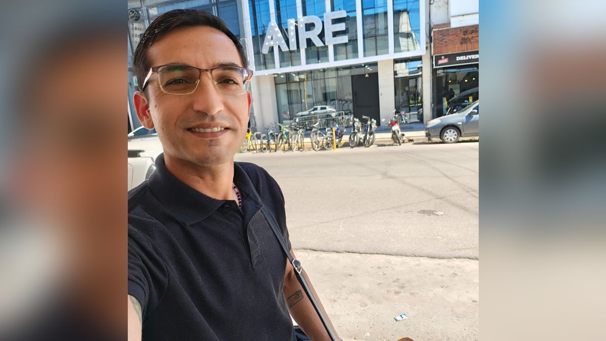 El intendente de Rincón, Andrés Soperez, tras recibir el alta médica de un sanatorio privado de la ciudad de Santa Fe. El intendente de Rincón, Andrés Soperez, tras recibir el alta médica de un sanatorio privado de la ciudad de Santa Fe.