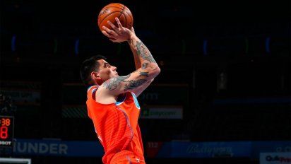 Gran actuación de Deck pese a la derrota de Oklahoma en la NBA