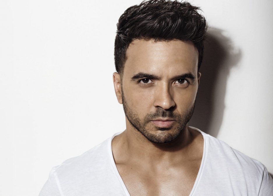 Así era Luis Fonsi antes de ser famoso