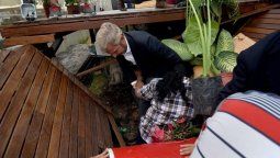 Rogelio Frigerio sufrió una brusca caída mientras inauguraba un restaurante Rogelio Frigerio sufrió una brusca caída mientras inauguraba un restaurante