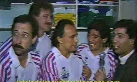 Maradona y Miguel Del Sel, intermediario para hacerle llegar el ofrecimiento de Unión. Foto: La Tele del Recuerdo. Maradona y Miguel Del Sel, intermediario para hacerle llegar el ofrecimiento de Unión. Foto: La Tele del Recuerdo.