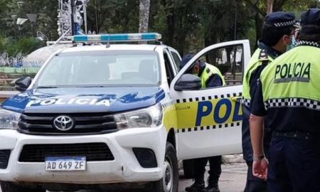 Un hombre golpeó a su madre e intentó prender fuego su casa en Tucumán. Un hombre golpeó a su madre e intentó prender fuego su casa en Tucumán.