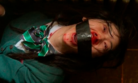 La historia original se publicó entre 2009 y 2011, alcanzando nueve entregas, por lo que se espera que la adaptación que realizó Netflix expanda más allá la historia, así abarcar más temporadas. La primera temporada de All of Us Are Dead tiene 12 episodios. La historia original se publicó entre 2009 y 2011, alcanzando nueve entregas, por lo que se espera que la adaptación que realizó Netflix expanda más allá la historia, así abarcar más temporadas. La primera temporada de All of Us Are Dead tiene 12 episodios.