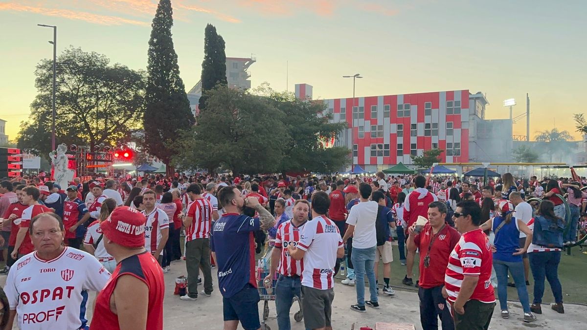 El epicentro fue el cruce de Bulevar y Avenida López y Planes. El epicentro fue el cruce de Bulevar y Avenida López y Planes.