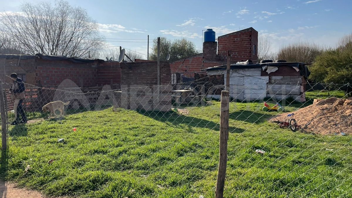 Una mujer denunció que fue agredida por personas que intentaron usurpar su terreno.