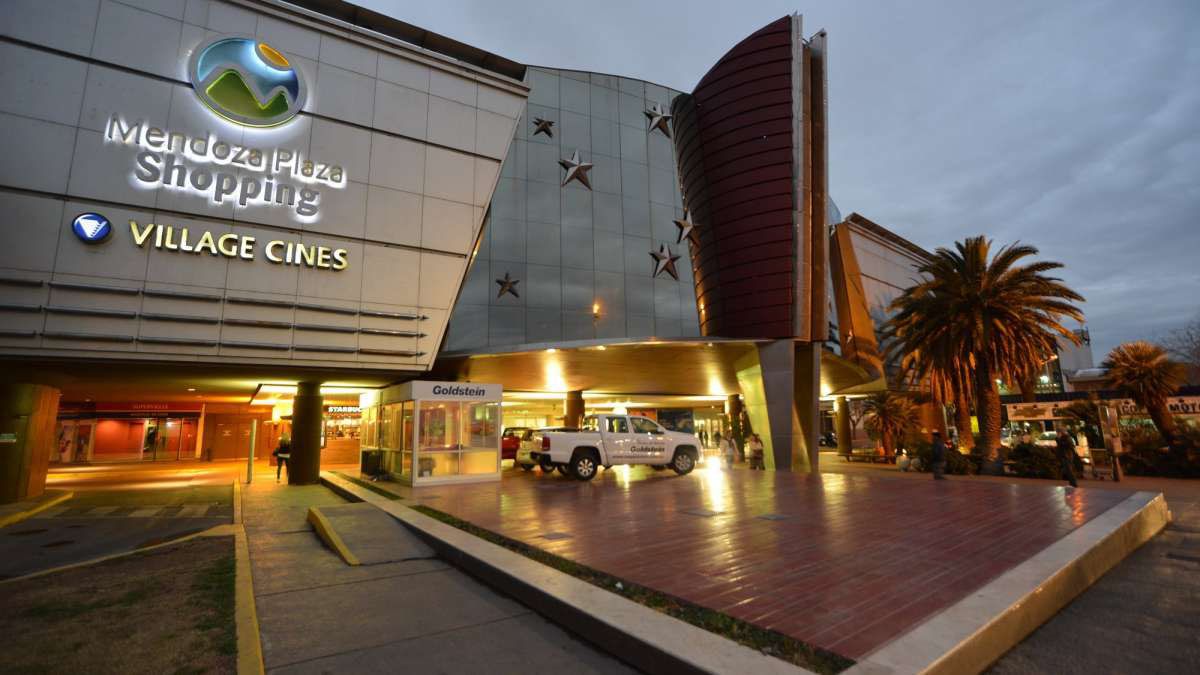 Mendoza vuelve a abrir los shoppings este mi&eacute;rcoles