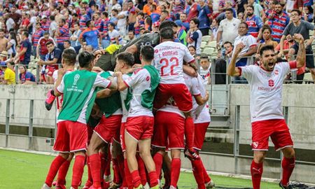 independiente avanzo por un gol agonico pese a caer en brasil independiente avanzo por un gol agonico pese a caer en brasil