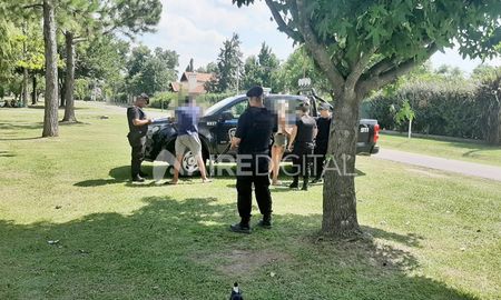 rafaela: detuvieron a una pareja que llevaba marihuana para la venta rafaela: detuvieron a una pareja que llevaba marihuana para la venta