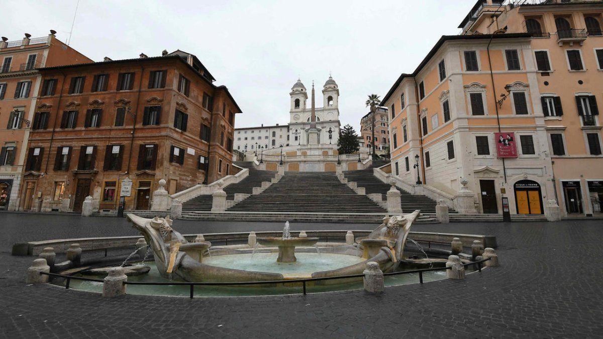 El gobierno de Mario Draghi aumentó las restricciones a la movilidad en el país.