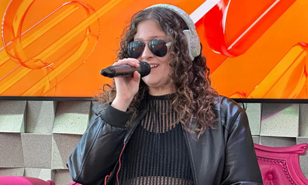La cantante ANAT lanzó su nuevo single Nada es lo que parece La cantante ANAT lanzó su nuevo single Nada es lo que parece