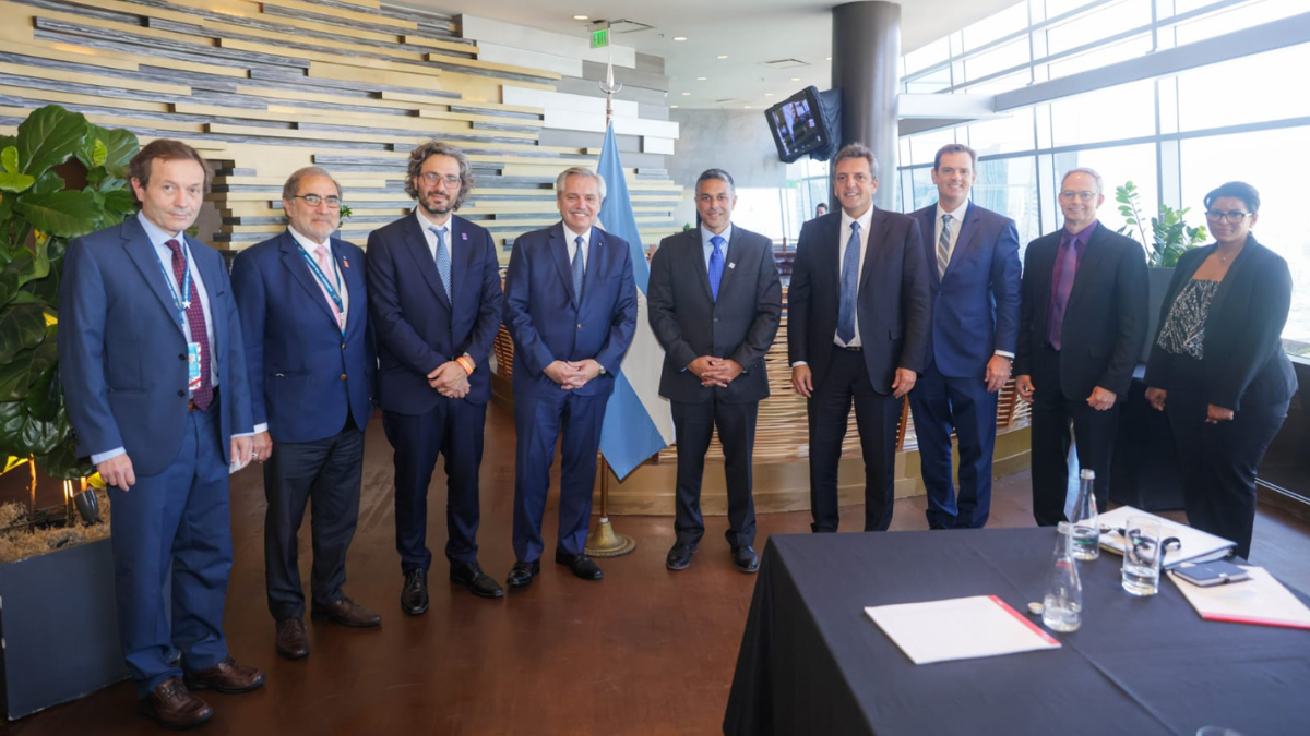 El Presidente se reunió con el titular de General Motors Internacional