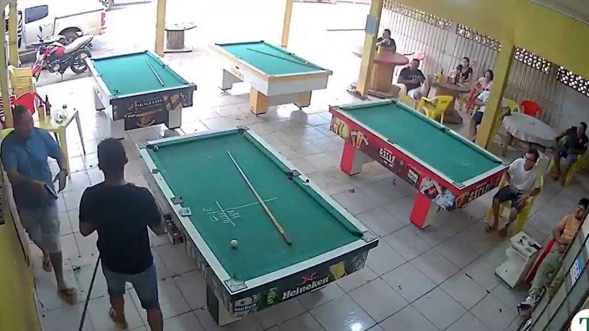 Luego de haber perdido una apuesta en un partido de pool, los agresores volvieron con armas y asesinaron a siete personas, incluidas una menor de edad.